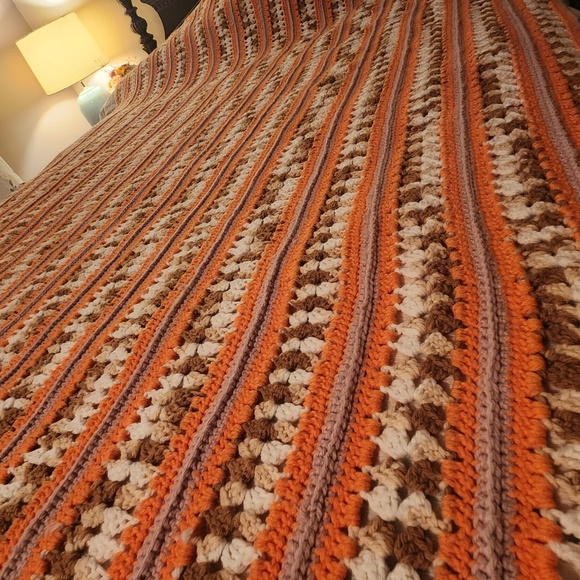 Vintage Handmade Crochet Blanket - Picture 3 of 11